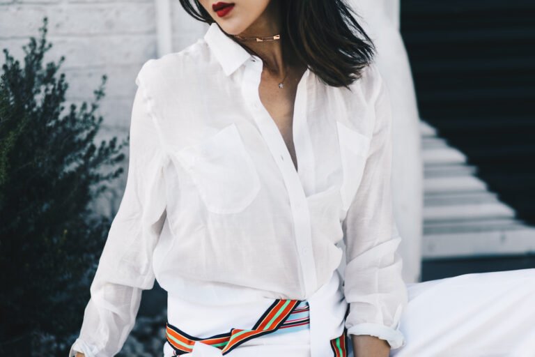 How to Look Chic at Work this Summer