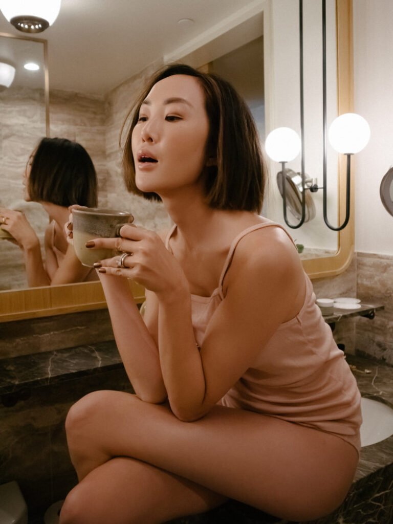 Revive and Rejuvenate: Your Ultimate Post-Travel Skincare Routine